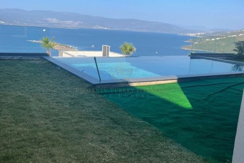 4+1 Villa  in Bodrum, Mugla, Turkey No. 131250