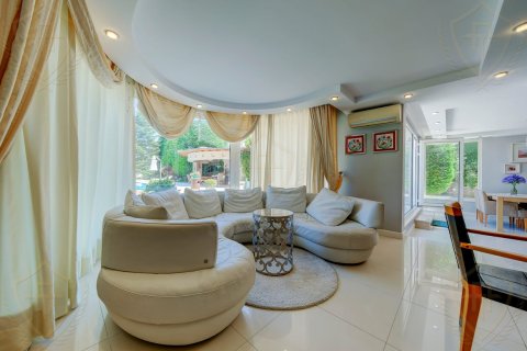 Villa 6+1 İstanbul, Türkiye №131204 - 9