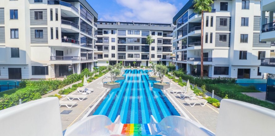 2+1 Apartment  in Oba, Antalya, Turkey No. 135024