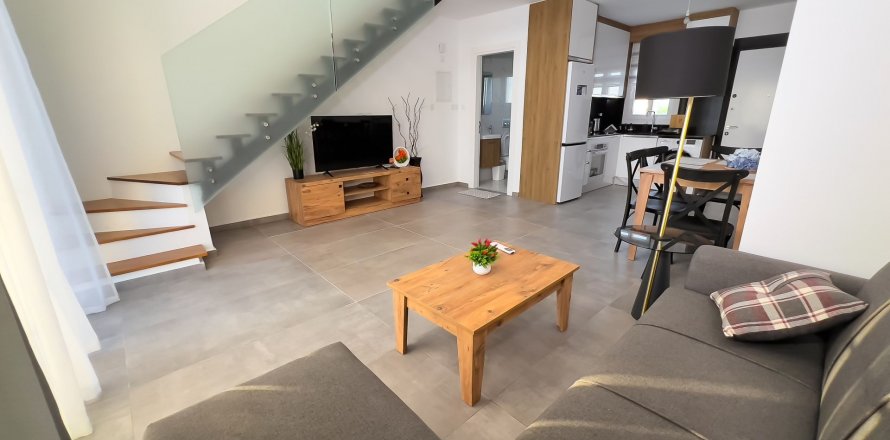 Apartment  in Bogazi, Famagusta, Northern Cyprus No. 211003