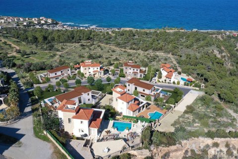 Villa  in Esentepe, Girne,  Nr. 144732 - 16