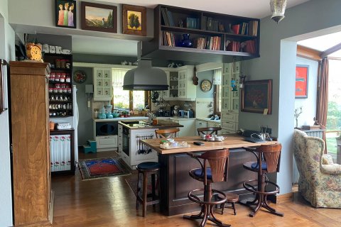 Villa for sale  in Istanbul, Turkey, 11 bedrooms, 4200m2, No. 131179 – photo 2