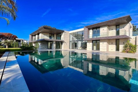 4+1 Villa i Gumusluk, Mugla, Tyrkia Nr. 131275 - 24
