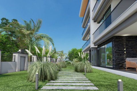 Golden Dear II{TR i Altintash, Antalya, Turkiet Nr.144985 - 4
