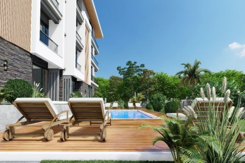 Golden Dear II{TR i Altintash, Antalya, Turkiet Nr.144985 - 11
