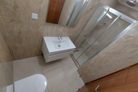 آپارتمان در  Esentepe ، ترکیه 75 متر مربع.  شماره 210600 - 16