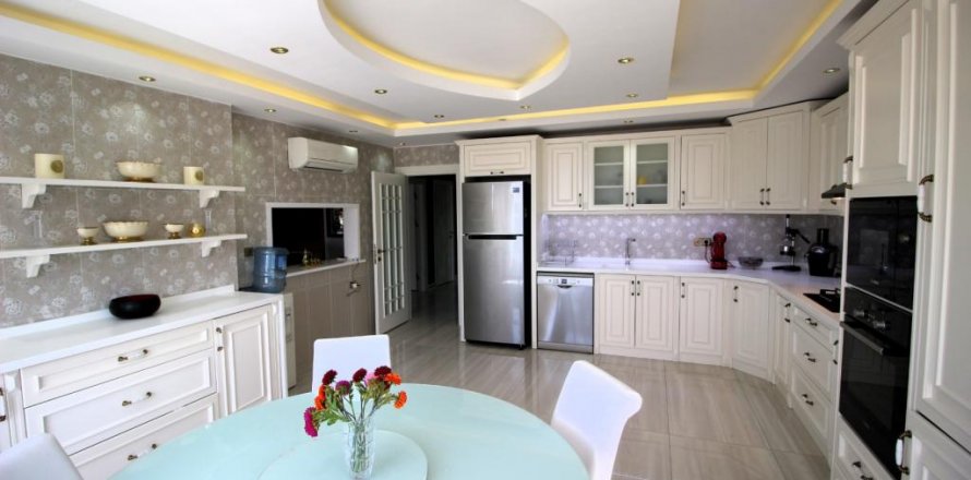 Wohnung  in Mahmutlar, Antalya, Türkei Nr. 153106