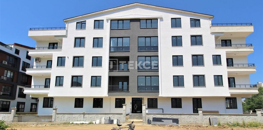 3+1 Apartment in Cinarcik, Yalova, Turkey No. 144666
