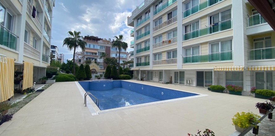 Квартира 1+1 в Коньяалты, Анталья, Турция №211767