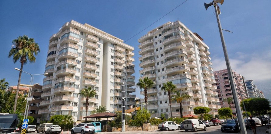 2+1 Lägenhet i Mahmutlar, Antalya, Turkiet Nr. 146207