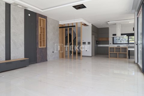 4+1 Villa in Dosemealti, Antalya, Türkei Nr. 140664 - 14