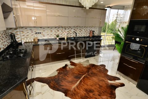 Apartment for sale  in Antalya, Turkey, 250m2, No. 111742 – photo 17