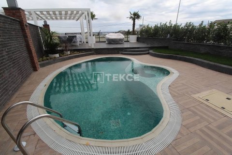 ویلا در  Bueyuekcekmece ، ترکیه 5 خوابه ، 450 متر مربع.  شماره 45202 - 3