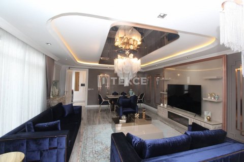 ویلا در  Bueyuekcekmece ، ترکیه 5 خوابه ، 450 متر مربع.  شماره 45202 - 11