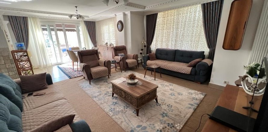 Villa  i Cikcilli, Antalya, Turkiet Nr. 142400