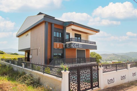 Villa  5+1  Yalova, Türkiye №45748 - 2