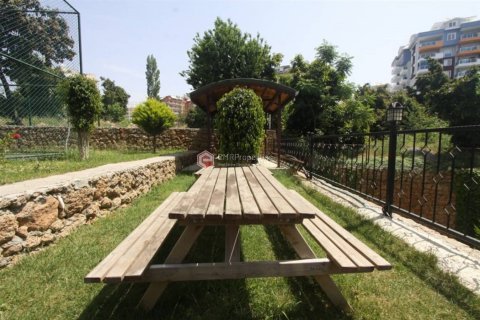 2+1 Wohnung  in Alanya, Antalya, Türkei Nr. 119004 - 2