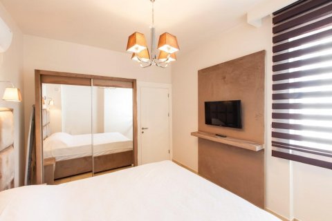Продажа квартиры  в Мерсине, Турция 2 комн., 73м2, №136495 – фото 22