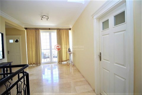 Villa for sale in Alanya, Antalya, Turkey, 3 bedrooms, 220m2, No. 152858 – photo 25