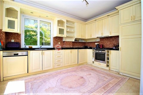 Villa for sale in Alanya, Antalya, Turkey, 3 bedrooms, 220m2, No. 152858 – photo 17