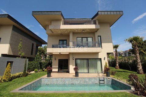 4+2 Villa  in Beylikduezue, Istanbul, Türkei Nr. 149853