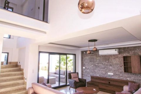 Продажа квартиры в Фетхие, Мугле, Турция 5 комн., 250м2, №121475 – фото 4