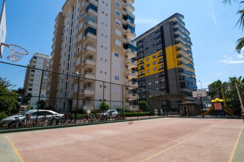 2+1 Apartment  in Mahmutlar, Antalya, Turkey No. 110884