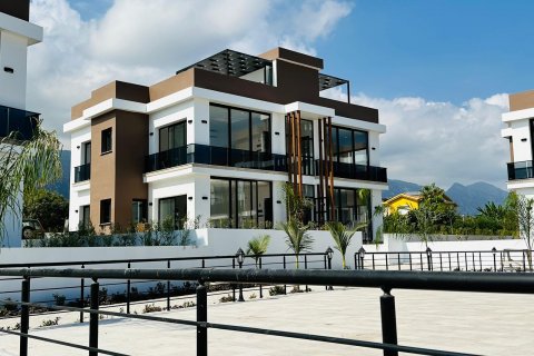 Wohnung in Alsancak, Girne, Nr. 211155 - 3