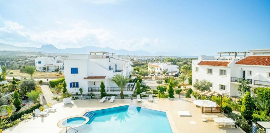 1+1 Apartment in Girne, Northern Cyprus No. 190716