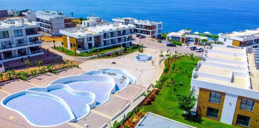 1+1 Apartment in Girne, Northern Cyprus No. 190718