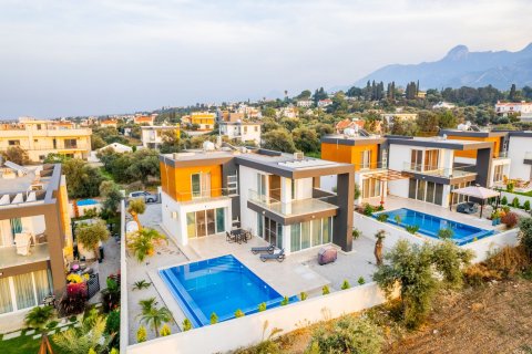 Villa  i Girne,  Nr. 143574 - 5