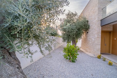 Villa  i Girne,  Nr. 143574 - 8