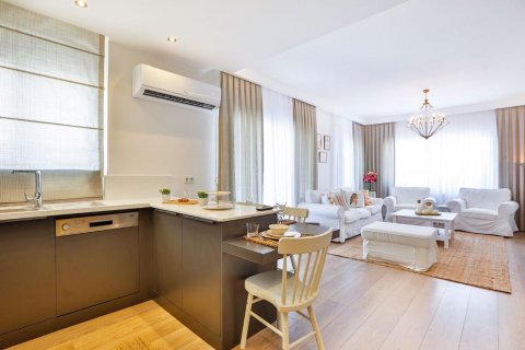 Продажа квартиры в Мерсине, Турция 4 комн., 150м2, №143575 – фото 15