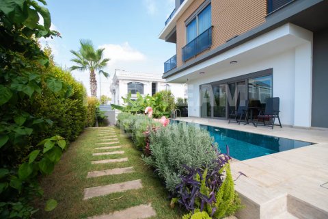 Villa for sale  in Muratpasa, Antalya, Turkey, 280m2, No. 210312 – photo 4
