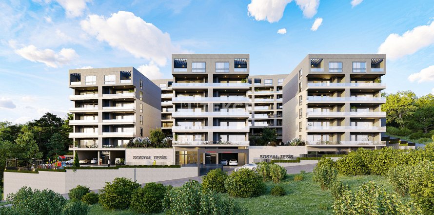 4+1 Apartment in Mudanya, Bursa, Turkey No. 210306