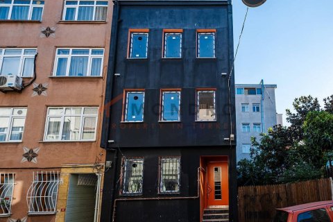 Villa for sale in Fatih, Istanbul, Turkey, 9 bedrooms, 330m2, No. 151681 – photo 2