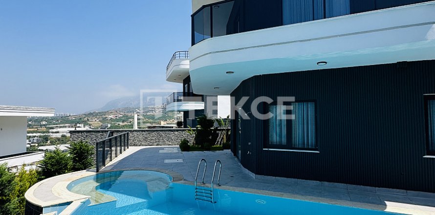 3+1 Villa in Alanya, Antalya, Türkei Nr. 147504
