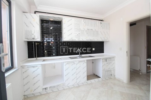 3+1 Lägenhet i Ciftlikkoy, Yalova, Turkiet Nr. 45718 - 7