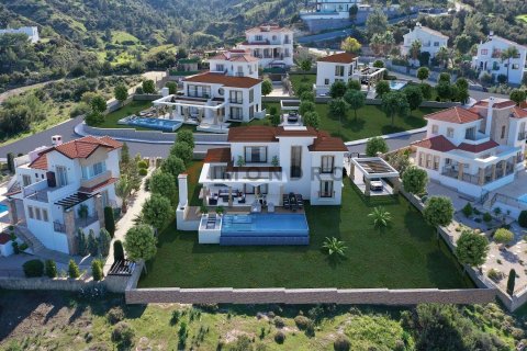 4+1 Villa  in Esentepe, Girne,  Nr. 151321 - 8
