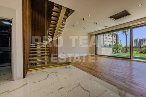 Продажа виллы  в Алтынташа, Анталье, Турция 5 комн., 220м2, №210435 – фото 7