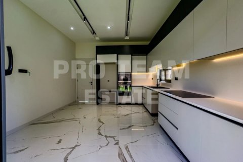 Продажа виллы  в Алтынташа, Анталье, Турция 5 комн., 220м2, №210435 – фото 12