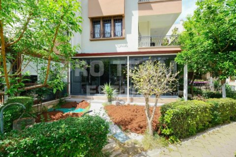 Продажа виллы  в Ларе, Анталье, Турция 5 комн., 200м2, №210436 – фото 4