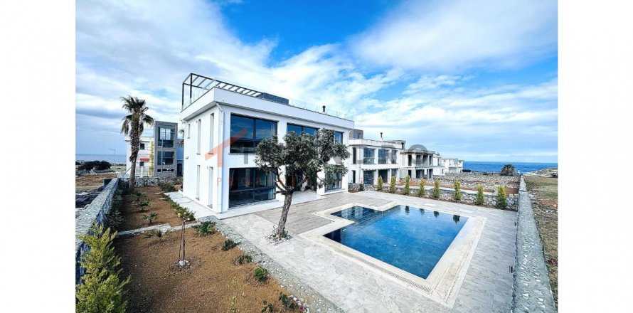 3+1 Villa i Bahceli, Girne, Nr. 193940