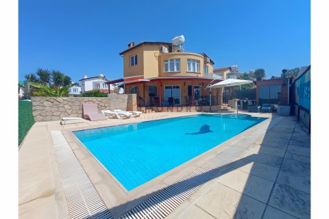 Villa 4+1 Esentepe, Girne, №210319