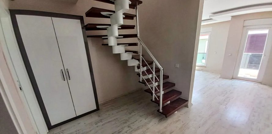 Lejlighed i Konyaalti, Antalya, Tyrkiet Nr. 118856