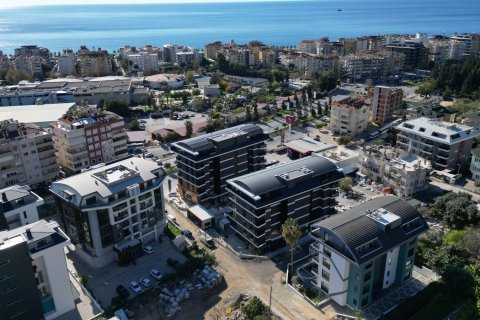 Продажа квартиры  в Аланье, Анталье, Турция 2+1, 80м2, №154763 – фото 13