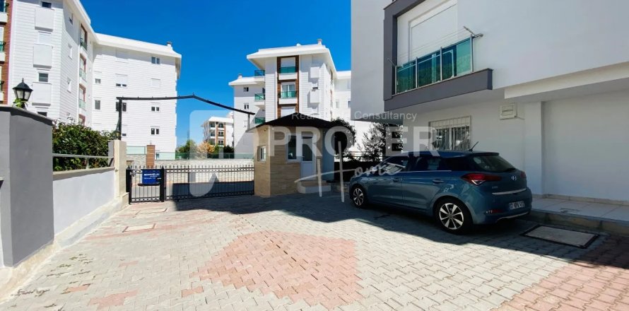 Apartment in Konyaalti, Antalya, Turkey No. 52612
