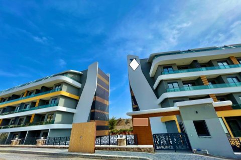Daire  1+1  Oba, Antalya, Türkiye №145443
