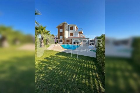 Villa  i Serik, Antalya, Tyrkia Nr. 67913