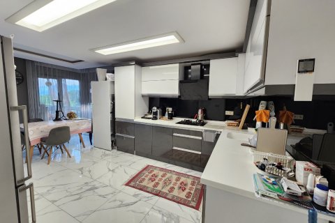 Продажа квартиры  в Анталье, Турция 3+1, 140м2, №190087 – фото 5